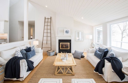 Picton House | The Montauk, Waterfront & Close to Sandbanks Park