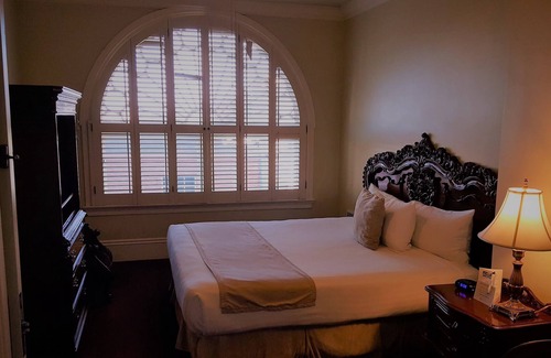 Old Monterey Hotel | The Monterey Hotel