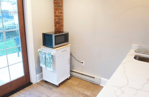 Historic Montford Apartment | The Montford Jewel - Blocks to Downtown Asheville