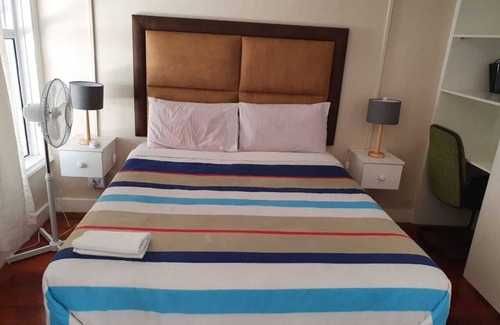Port Elizabeth Central House | The Monument Guesthouse