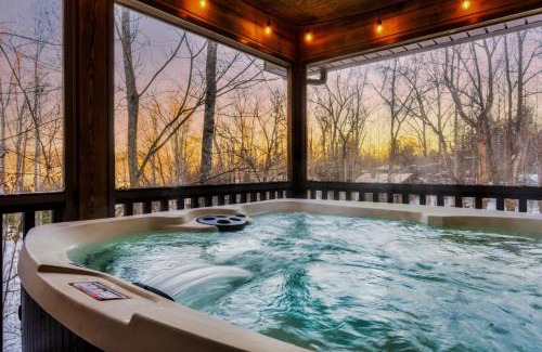 Wears Valley House | The Moondance Cabin by Lightfoot Stays Vacation Rentals