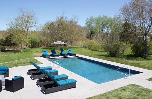 West Dennis House | The Moor-A-Sea: 128-D West Dennis – Heated Pool, Walk to Beach