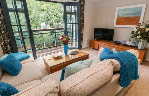 Lostwithiel House | The Moorings