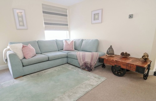 Deganwy Cottage | THE MOORINGS, romantic, country holiday cottage in Deganwy