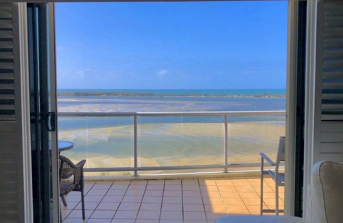 Golden Beach Apartment | THE MOORINGS UNIT 906
