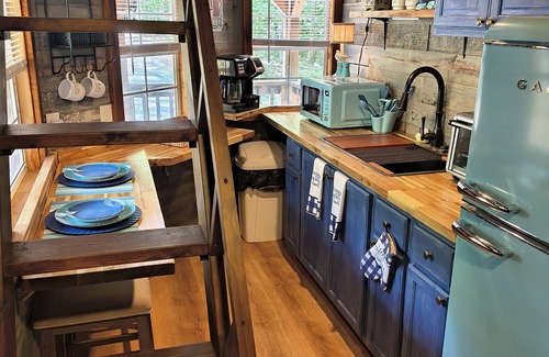 Townville Apartment | The Moose Lodge is on Lake Hartwell in Townville SC
