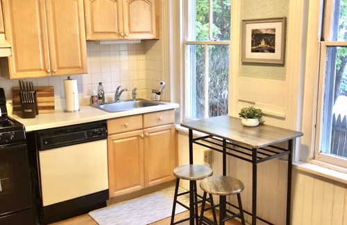 Bethlehem House | The Moravian House-Bethlehem PA