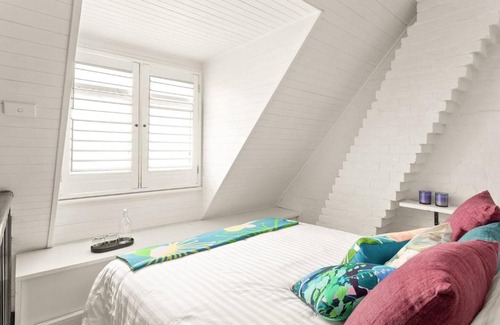 Darlinghurst House | The Mosaic - Terrace Charm meets the Local Scene