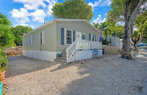 Key Largo Village House | THE MOST BEAUTIFUL SUNSETS at Coastal Waterway, in Key Largo FL!