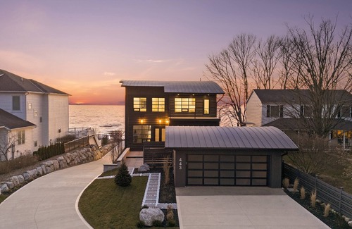 South Haven House | THE MOST STUNNING HOME ON LAKE MICHIGAN 5 BEDROOM 7 BATH nBRAND NEW HOME