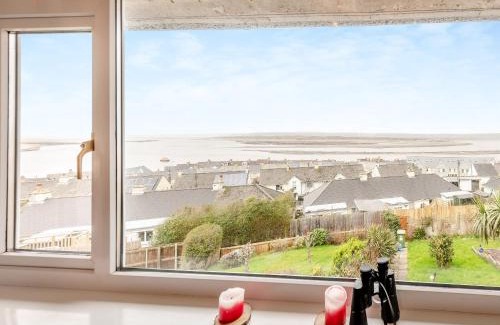Appledore House | The Mount