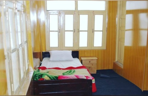 Skardu House | The Mountain Front Guest House And Hotel