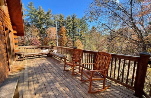 Boone House | The Mountaineer Cabin Walk to Greenway 5min to ASU