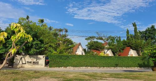 Chonburi Resort | The MuG Resort