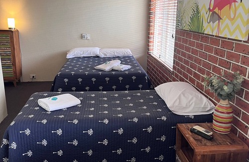 Mullumbimby Hotel | The Mullum Motel
