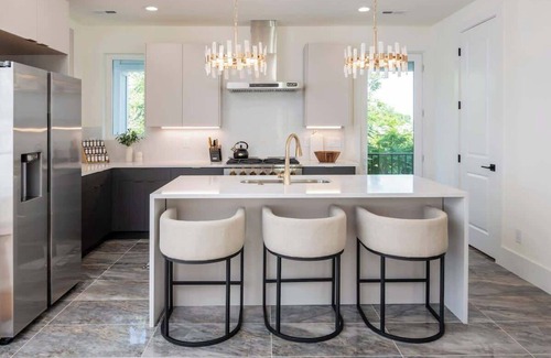 Katie Hill Neighborhood House | The Music City Rooftop Retreat