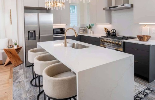 Katie Hill Neighborhood House | The Music City Rooftop Retreat