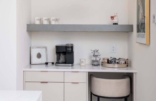 Katie Hill Neighborhood House | The Music City Rooftop Retreat