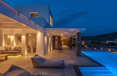 Faros Armenistis House | The Mykonist - Mykonos