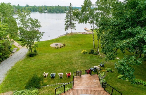 Trent Lakes Cottage | The Mystic on Bald