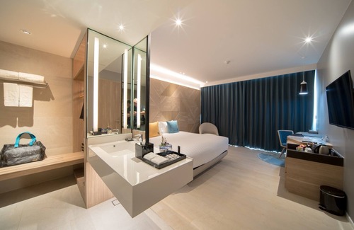 Patong Hotel | The Nature Phuket