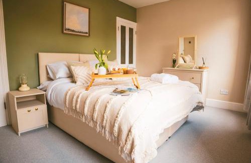 Cheltenham Apartment | The Naunton Nook