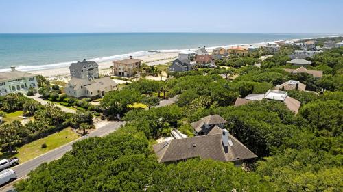 Debordieu Colony House | The Nautilus home by Peace Vacations