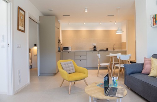 Poblats Maritims Apartment | The Nazaret Apartment by Florit Flats