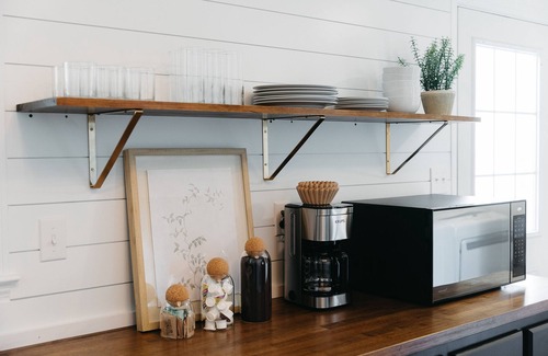 Keene House | "The NEAT House" - MODERN BOURBON TRAIL STAY - 3BR