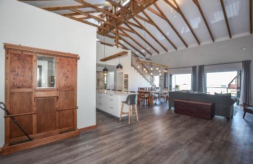 Kleinmond House | The Neighbours - Kleinmond
