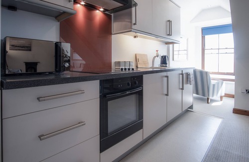 Tenby Cottage | The Nest - 1 Bedroom Apartment - Tenby