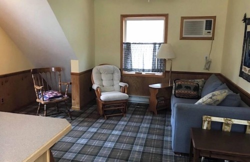 Empire House | The Nest at Sleeping Bear’s South Bar Lake