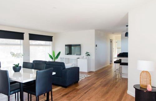 Torquay Apartment | The Nest Beach Getaway