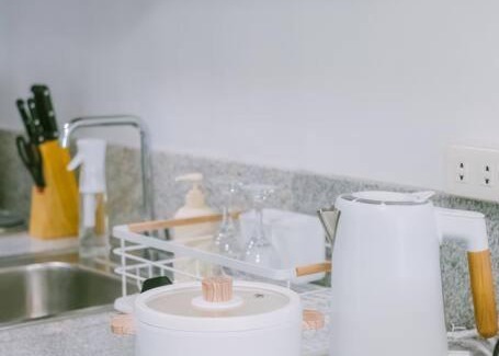 Las Pinas Apartment | THE NEST LP-Stylish Condo near SM w/WIFI,NETFLIX