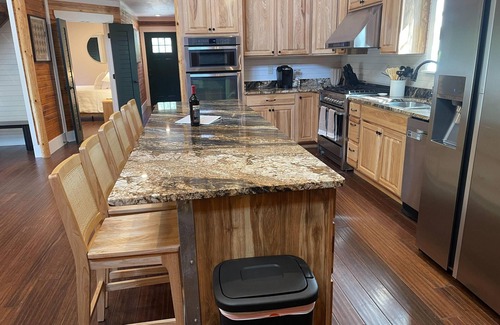 South Bloomingville Cabin | The Nest - The Nest at Pine Creek CabinsCamping Resort in Hocking Hills, just minutes from Hocking Hills State Park! A charming, cozy, pet-friendly cabin. A great gathering space also offering plenty of privacy. Book your nest among the trees!