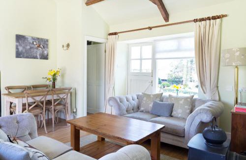 Llangattock House | The Neuadd Cottages