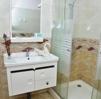 Dambulla Bed & Breakfast | The New Crown Hotel