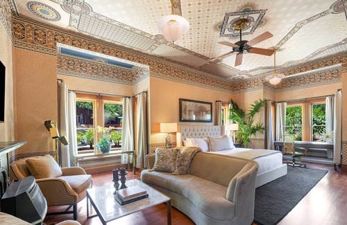 Geyserville Hotel | The New Hope Merrill House