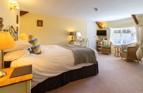 Crediton Hotel | The New Inn