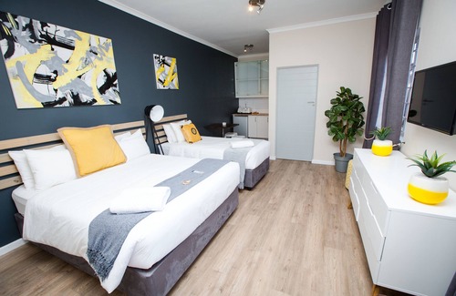 Parow Hotel | The New National Lodge & Conference