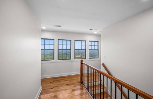 Mentone Cottage | The NEW Overlook-brand new, sleeps 6
