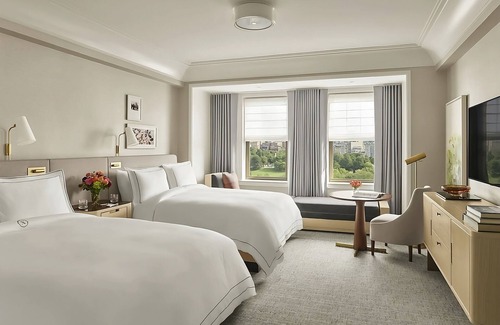 Back Bay East Hotel | The Newbury Boston, 4 Rooms With 2 Queen Beds!