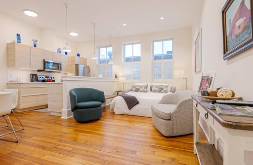 Downtown Asheville Apartment | The News Condo 202 on College St
