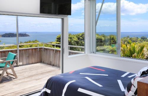 Waiheke Island Apartment | The Nikau Loft