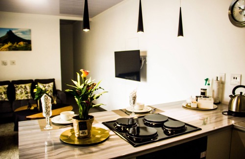 Ottery House | The Noble Lodge
