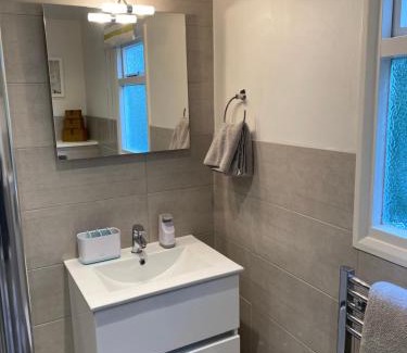 Kingsbridge House | The Nook Devon Square