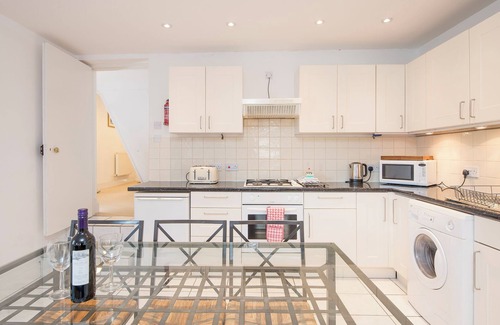 Manorbier Cottage | The Nook, Holiday Cottage Manorbier, Sleeps 4, 2 bedrooms, bathrooms