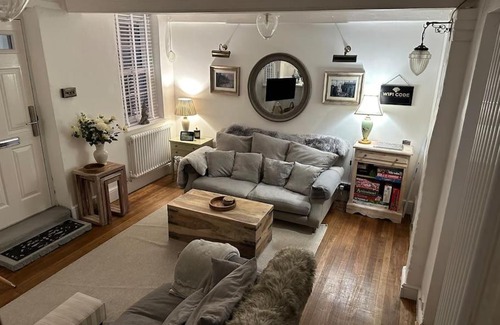 Lincoln House | The Nook Lincoln