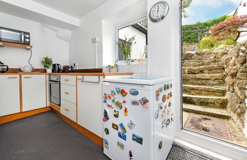 Llanbedrog House | The Nook - One Bedroom House, Sleeps 2