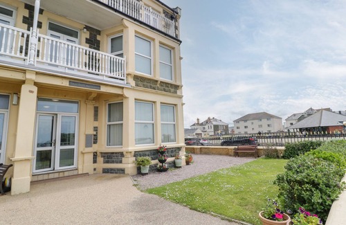 Tywyn Cottage | THE NOOK, pet friendly, country holiday cottage in Tywyn